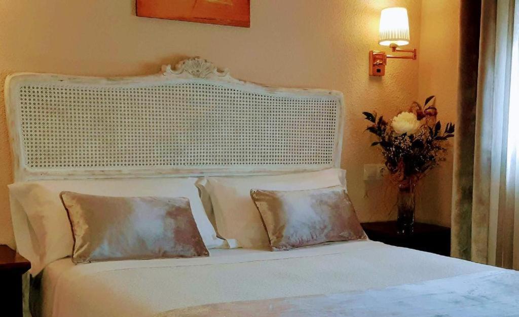Hostal Rural Moratin Пастрана Екстериор снимка